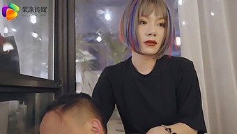 Jelly Media'S Chinese Domestic Video Features A Teen Tagged As 18+ In "Runaway Brothers And Sisters"